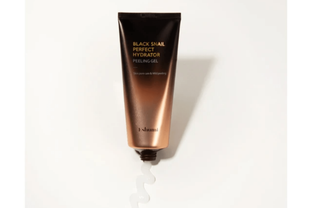 Black Snail Peeling Cream - SONOCOUTURE